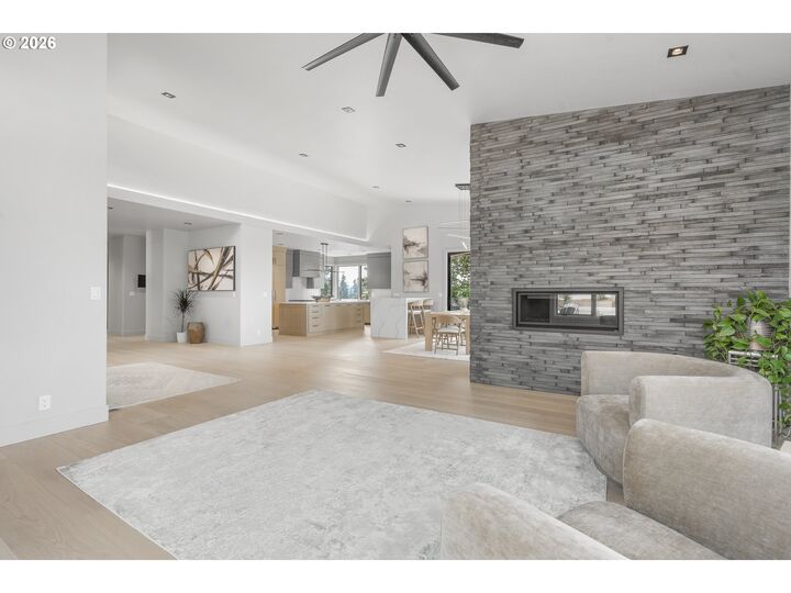 Property Photo:  1025 Crenshaw Rd  OR 97401 