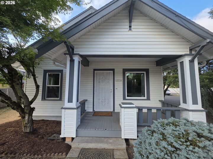 Property Photo: 10104 SE Holgate Blvd OR 97266