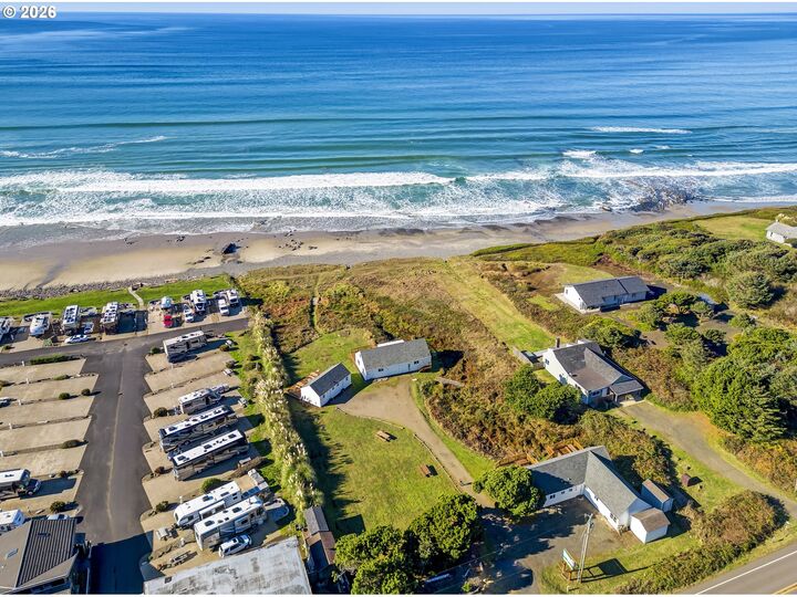Property Photo:  95500 Highway 101  OR 97498 