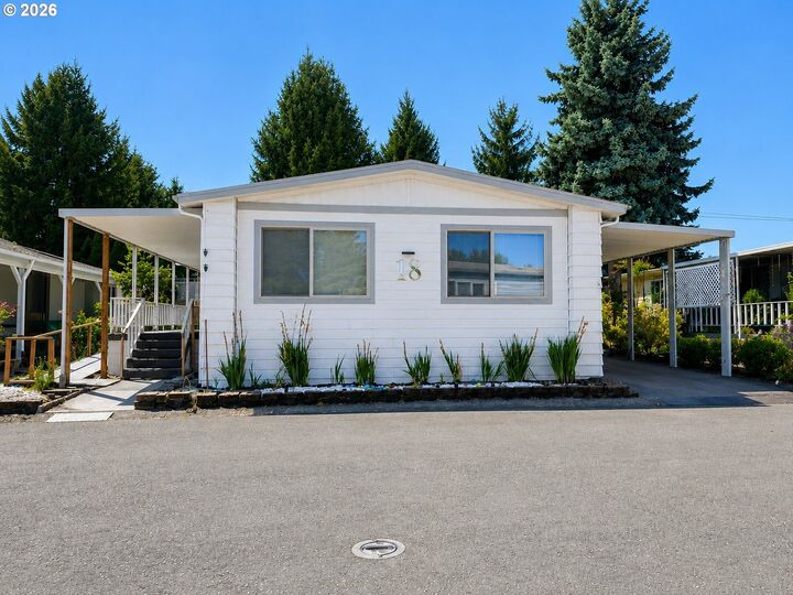 Property Photo:  13640 SE Highway 212 18  OR 97015 