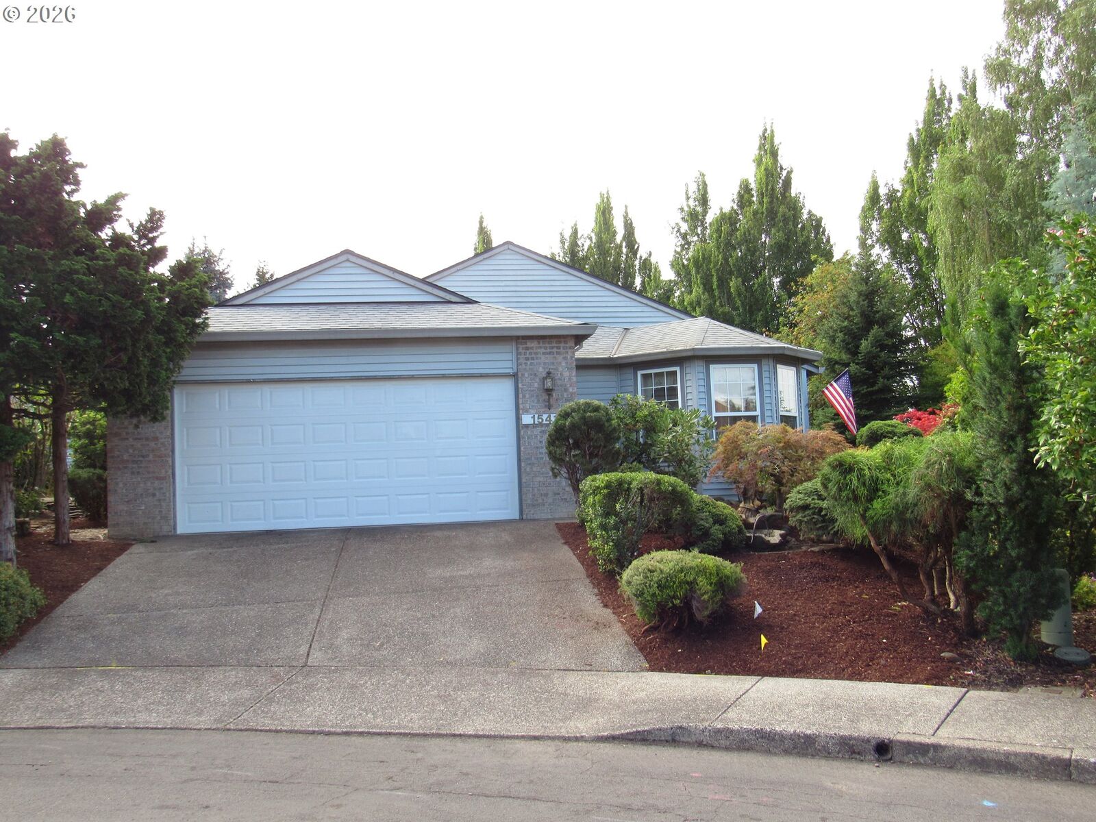 Property Photo:  15415 SE 35th St  WA 98683 