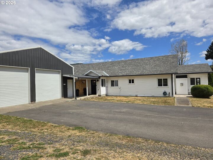 Property Photo:  71 Cloverdale Ave  WA 98610 