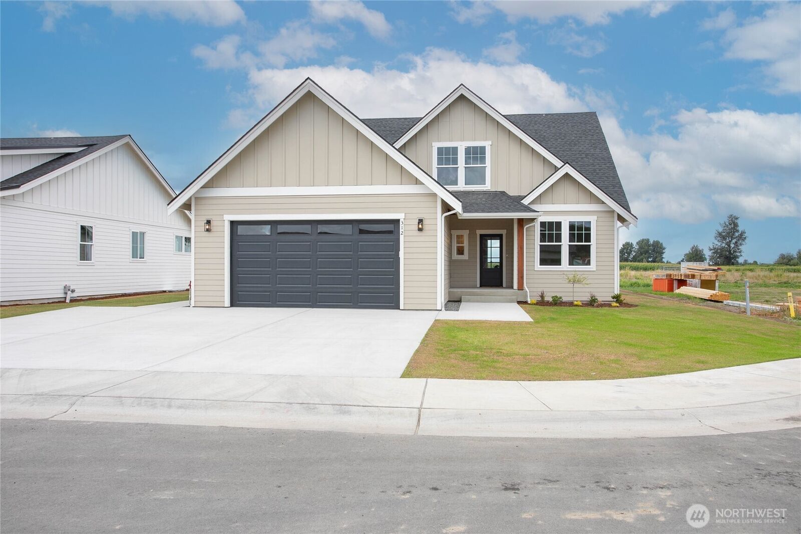 Property Photo: 312 W 3rd Street WA 98247