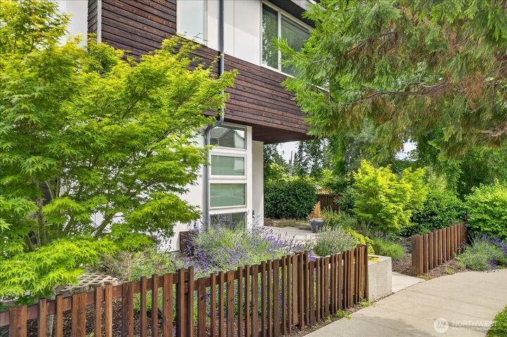 Property Photo: 4440 Renton Avenue S WA 98108