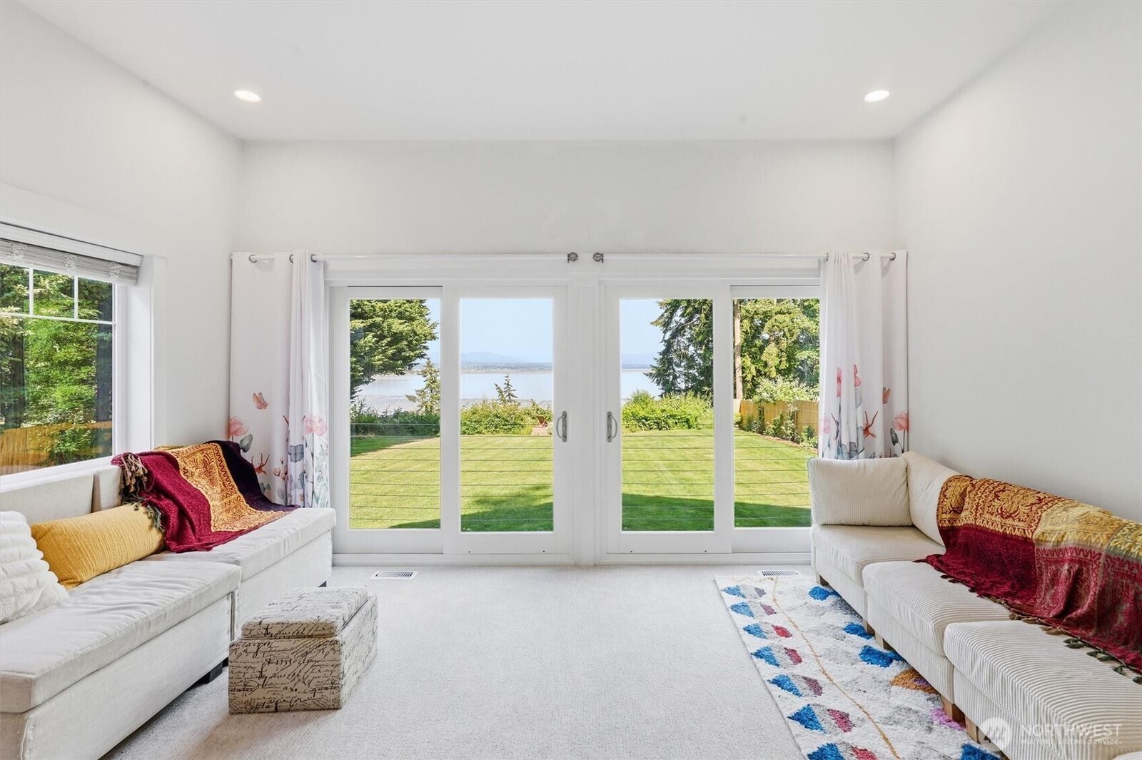 Property Photo: 108 N Livingston Bay Road WA 98282