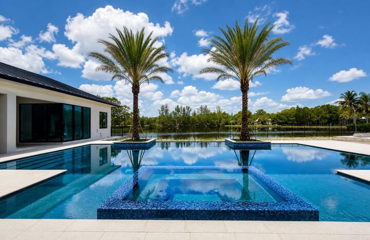 Property Photo: 5593 Reynolds Road FL 33449