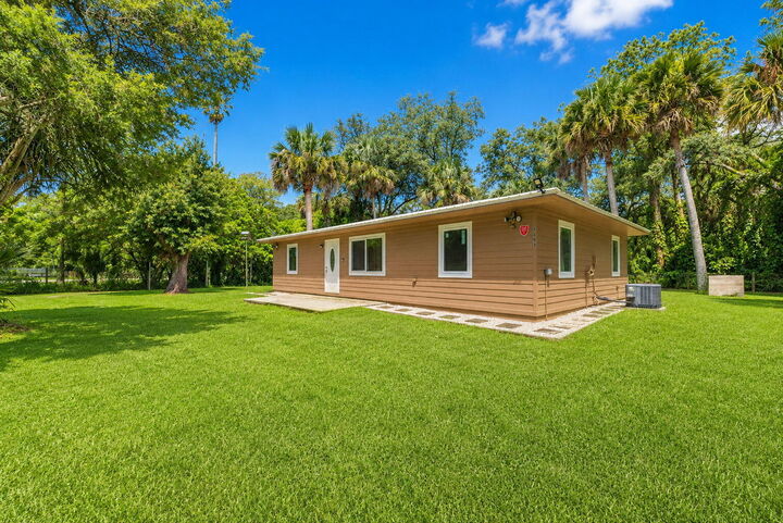 Property Photo:  6868 E Center Street  FL 34974 