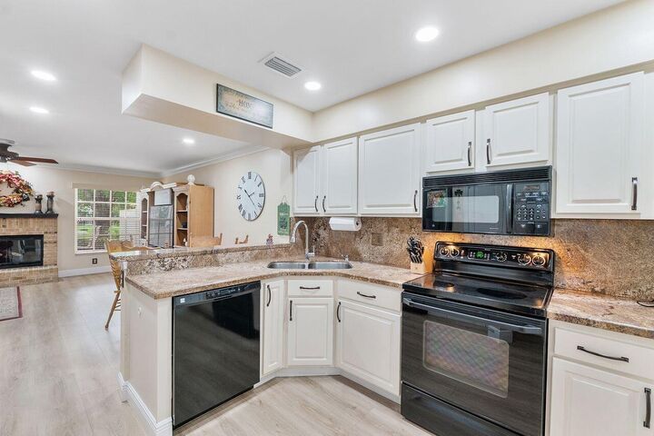 Property Photo:  11606 NW 19th Drive  FL 33071 