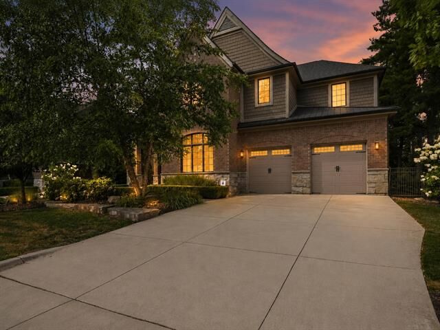 Property Photo: 1215 Manchester Road MI 48009