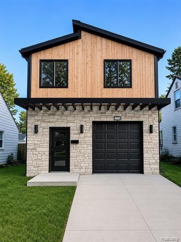 Property Photo:  375 W Hayes Avenue  MI 48030 