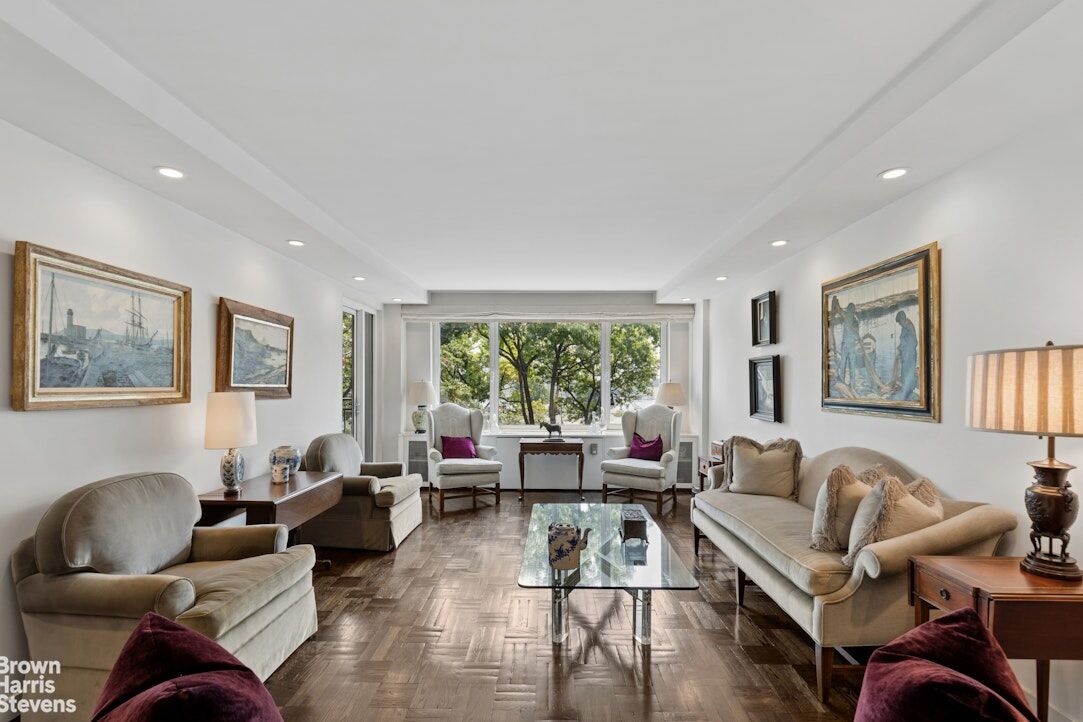 Property Photo:  60 Sutton Place S 3des  NY 10022 