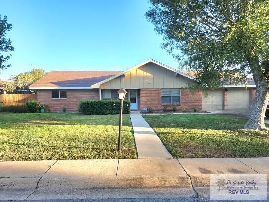 Property Photo: 2402 Ella St TX 78550