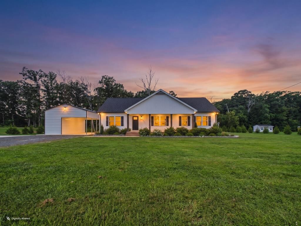 Property Photo: 3353 Stonewall VA 24538