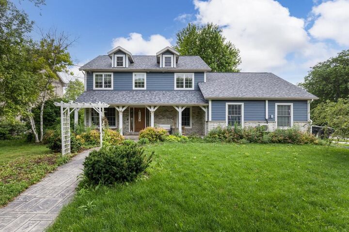 Property Photo: 612 Fairway Circle WI 53549