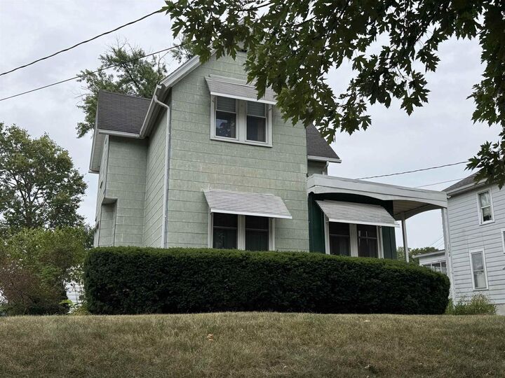 Property Photo: 1243 Oak Street WI 53511