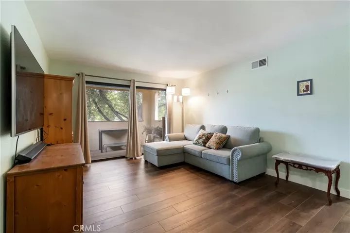 Property Photo: 1114 W Blaine 204 CA 92507