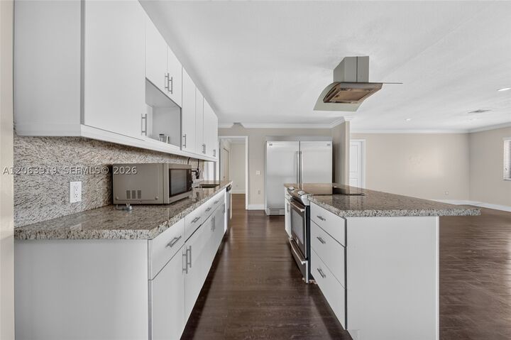 Property Photo:  8401 SW 107th Ave 316E  FL 33173 
