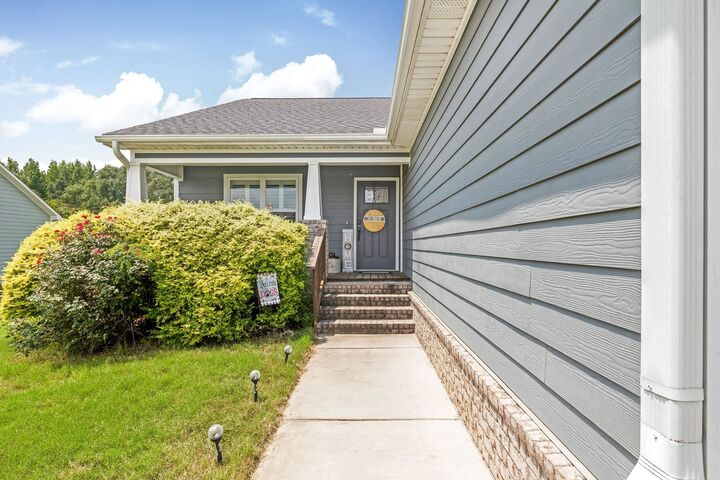 Property Photo:  1870 Fox Meadow Tr  AL 35055 