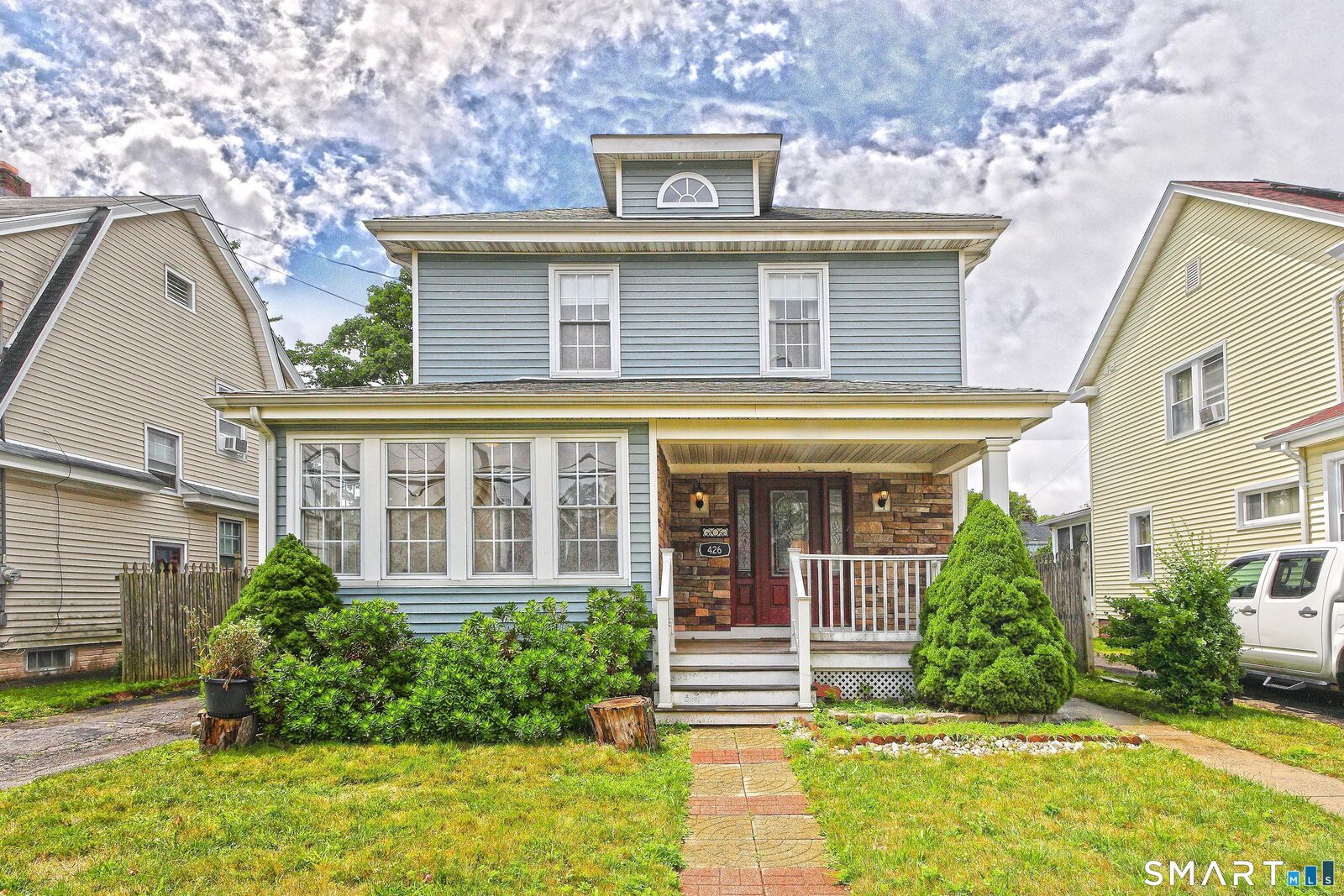 Property Photo:  426 Second Avenue  CT 06516 