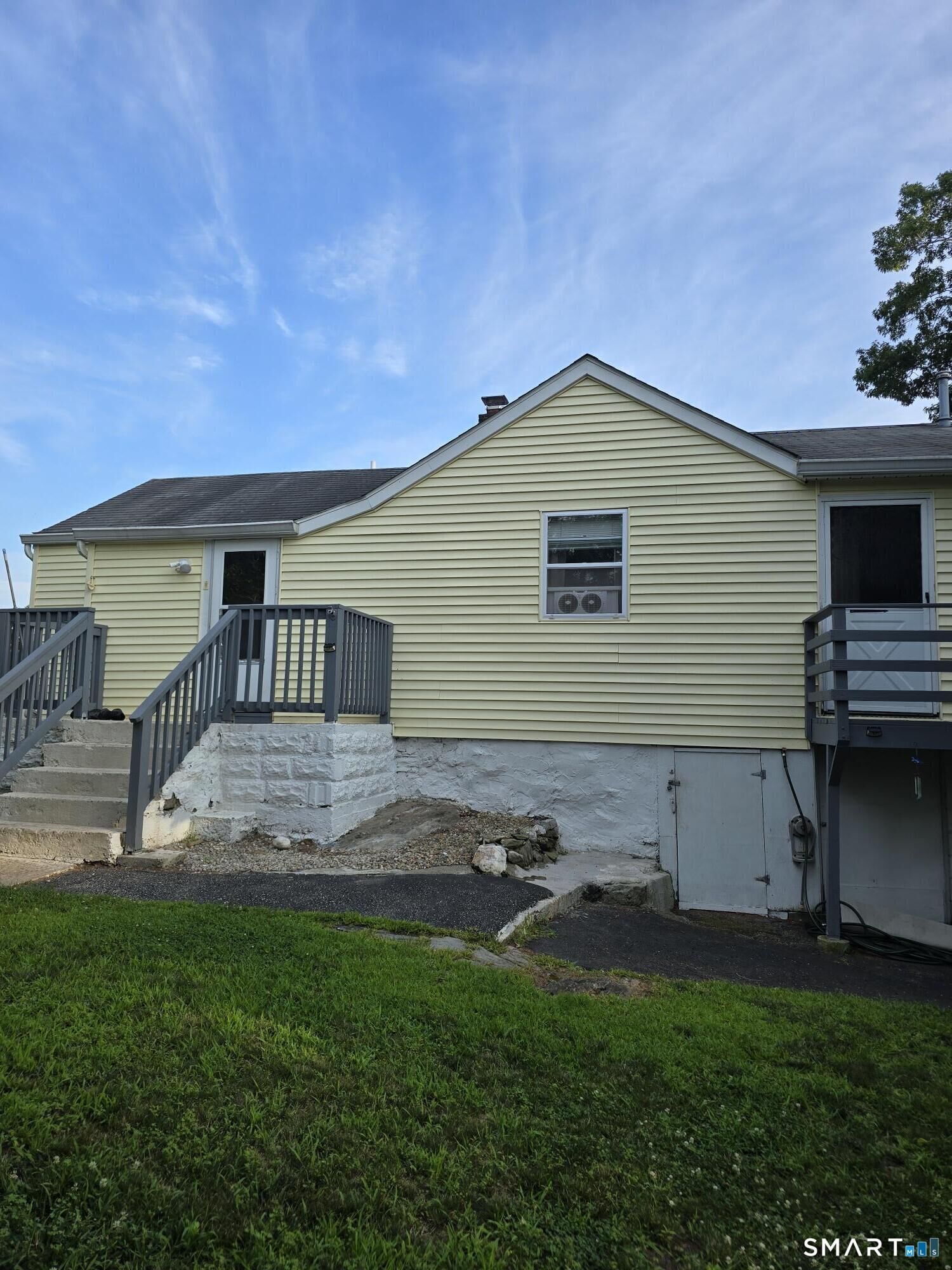 Property Photo: 68 Oronoque Trail CT 06484