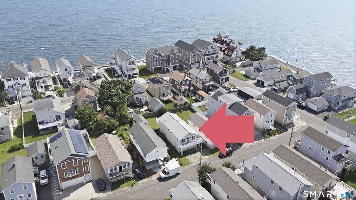 Property Photo: 32 Richard Street CT 06460