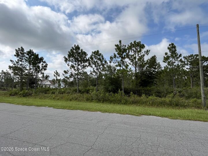 Property Photo: 20240 Reynolds Parkway FL 32833
