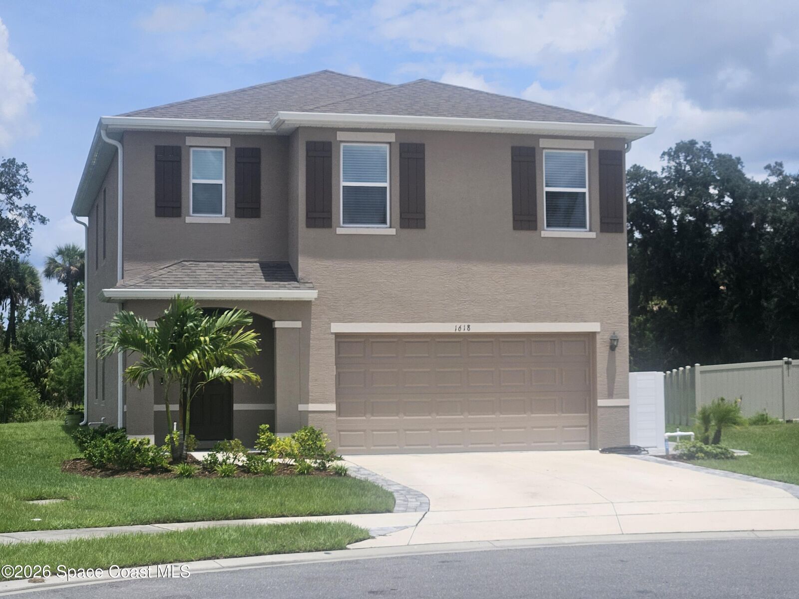Property Photo: 1618 Laburnum Avenue FL 32955