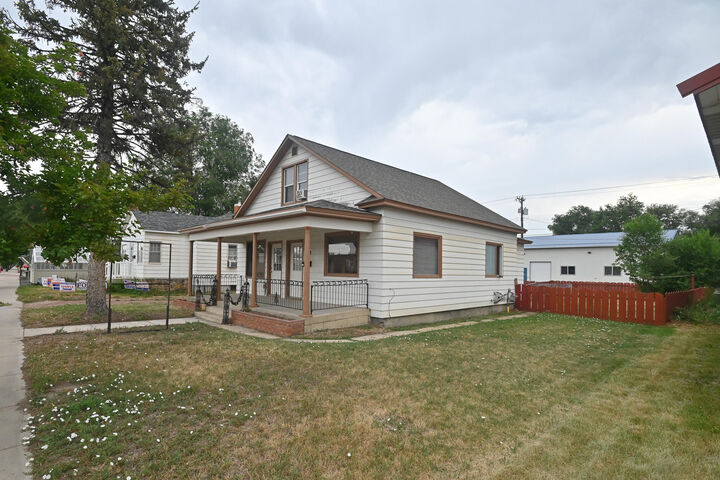 Property Photo:  1245 N Main Street  WY 82801 