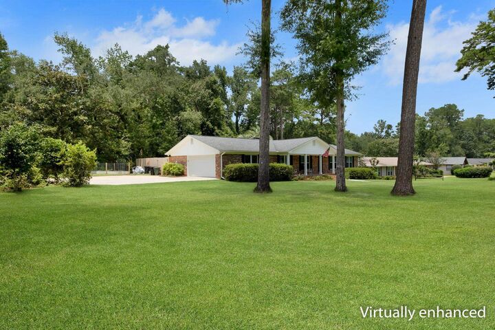 Property Photo:  4034 Delvin Drive  FL 32309 