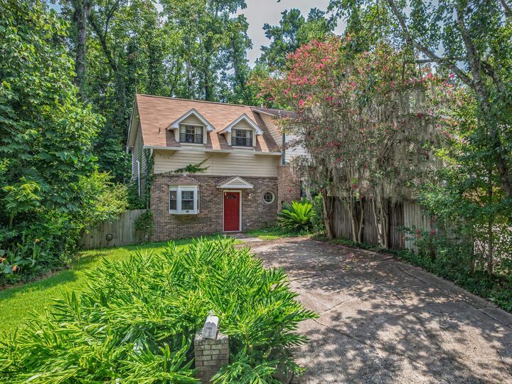 Property Photo:  1301 Cross Creek Circle  FL 32301 