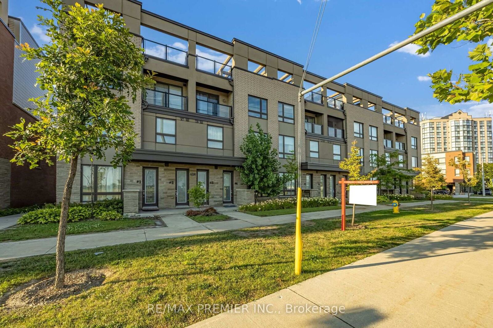 Property Photo: 624 Rexdale Boulevard 4 ON M9W 0G1