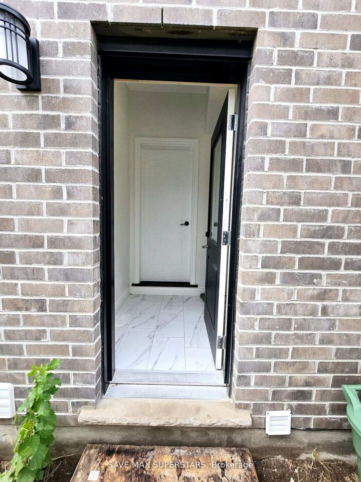 Property Photo: 201 Roy McDonald Drive Lower ON N6L 0J1