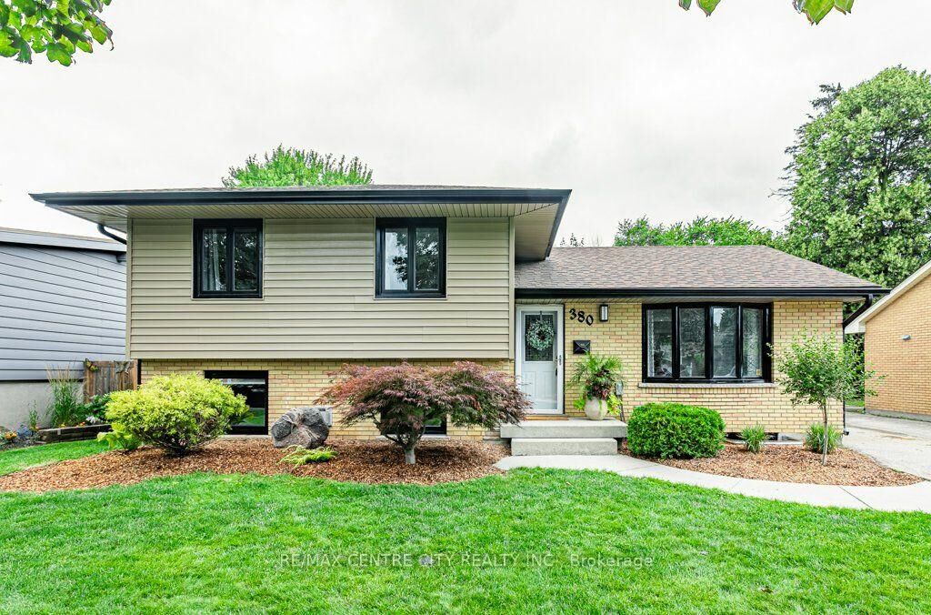 Property Photo: 380 Magnolia Crescent ON N5Y 4S9