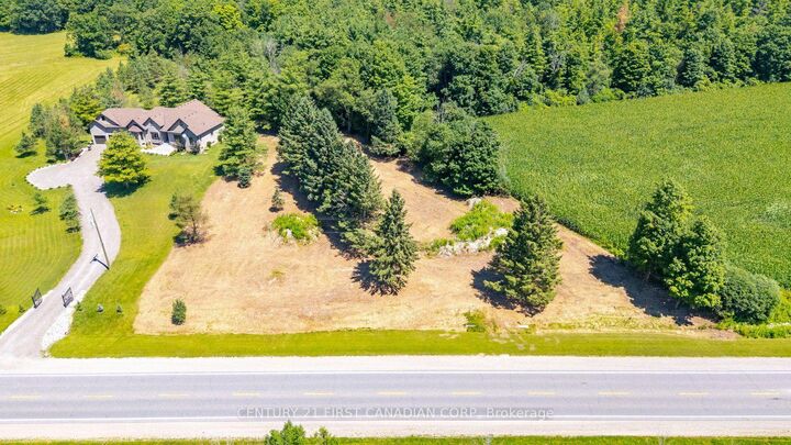 978 Highway 8 Highway — photo 1