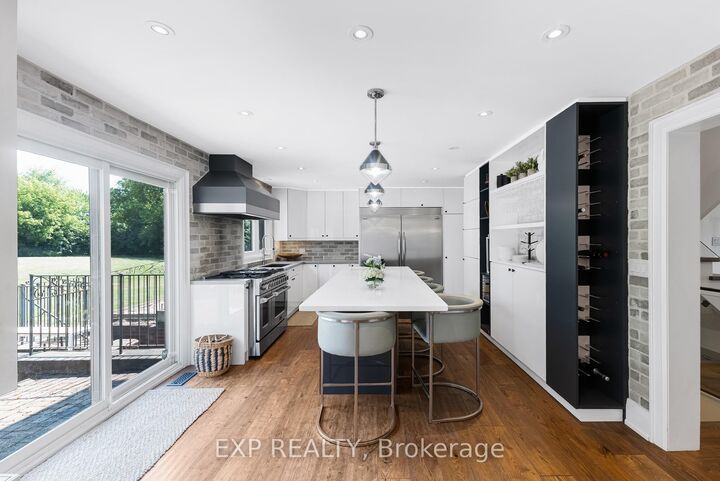 Property Photo: 17 Chamberlain Court ON L0G 1N0