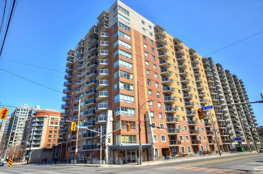 Property Photo:  429 Somerset Street W 204  ON K2P 2P5 