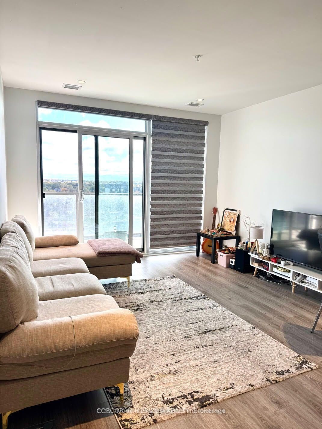 Property Photo: 15 Glebe Street 1905 ON N1S 0C3