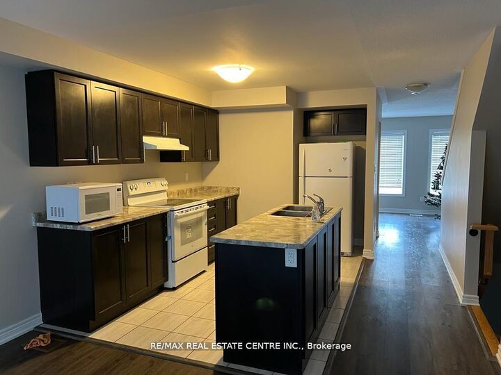 Property Photo: 630 Linden Drive E ON N3H 0C9
