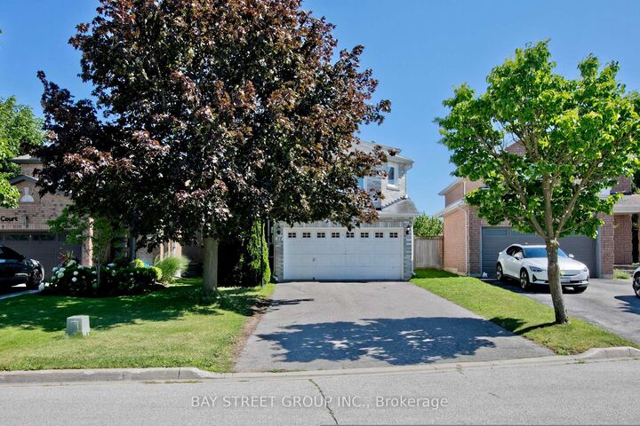 Property Photo: 22 Taos Court ON L4C 0G5
