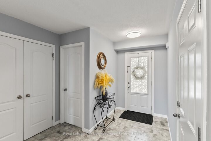 Property Photo: 270 Louden Terrace ON K9J 0C3