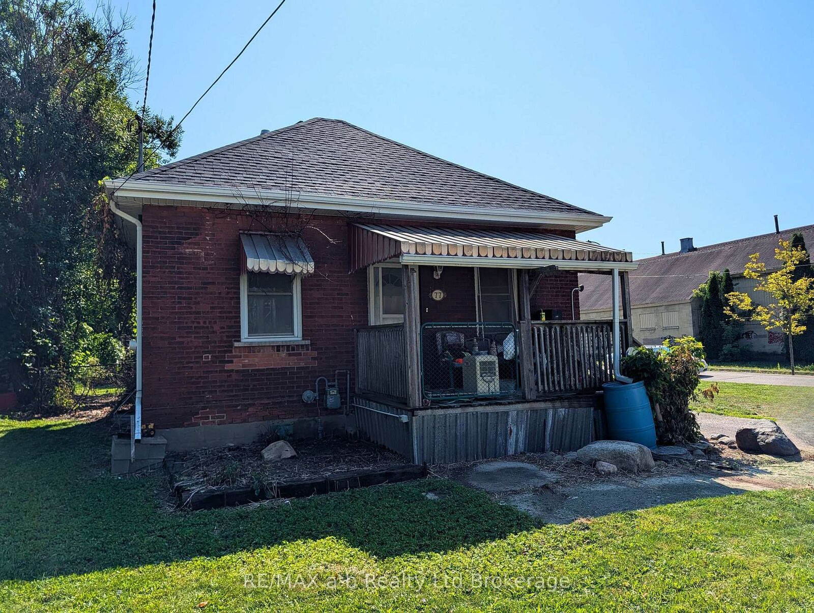 Property Photo:  77 Hincks Street  ON N4S 3X2 