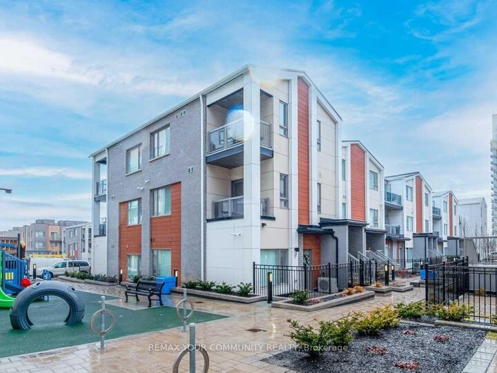 Property Photo: 50 Orchid Place Drive Room 1 ON M1B 2W1