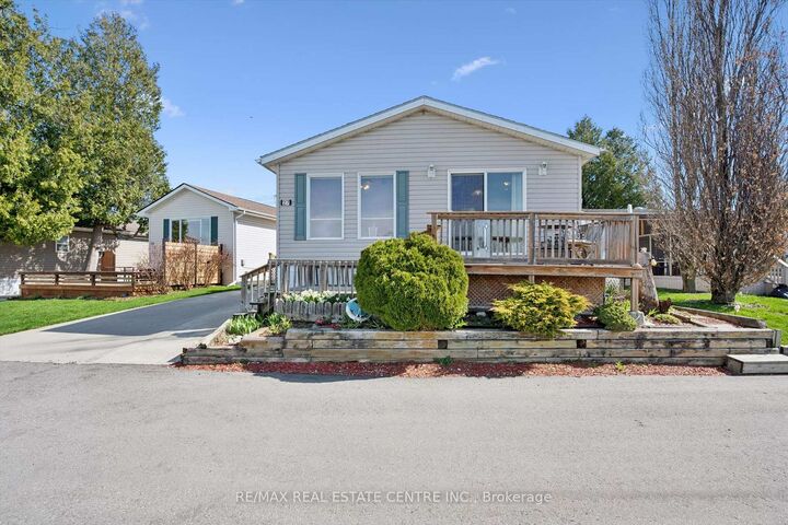 Property Photo: 27 Trillium Beach Pvt Drive ON N0B 2J0