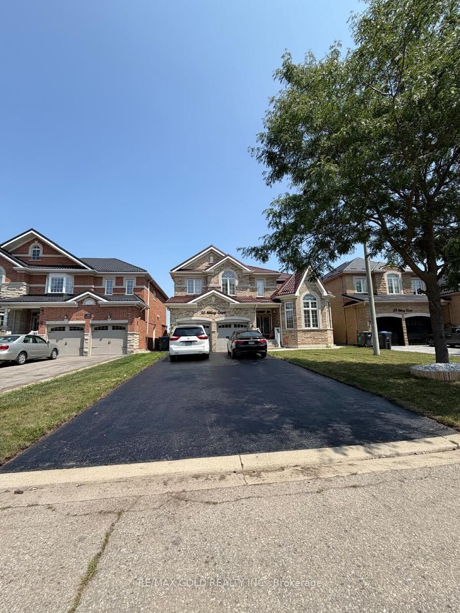 Property Photo: 20 Hiking Court Bsmt ON L6T 0M6