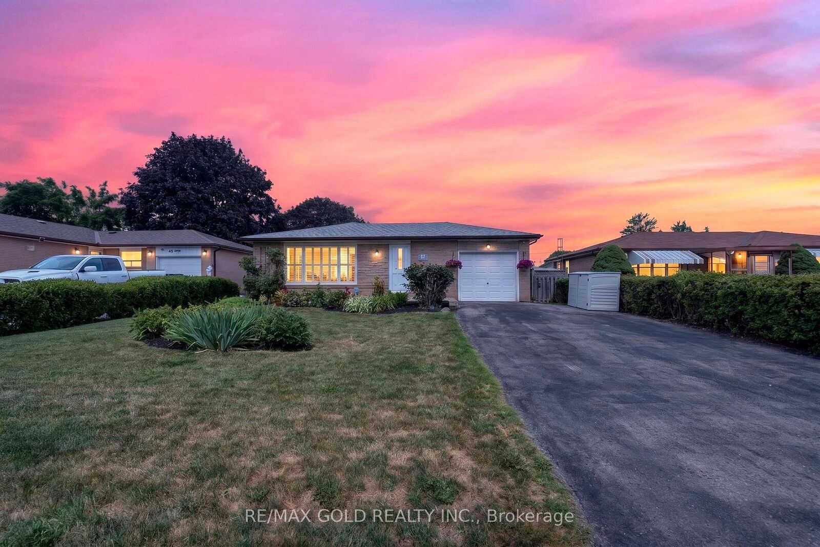 Property Photo:  47 Belmont Drive  ON L6T 2K5 