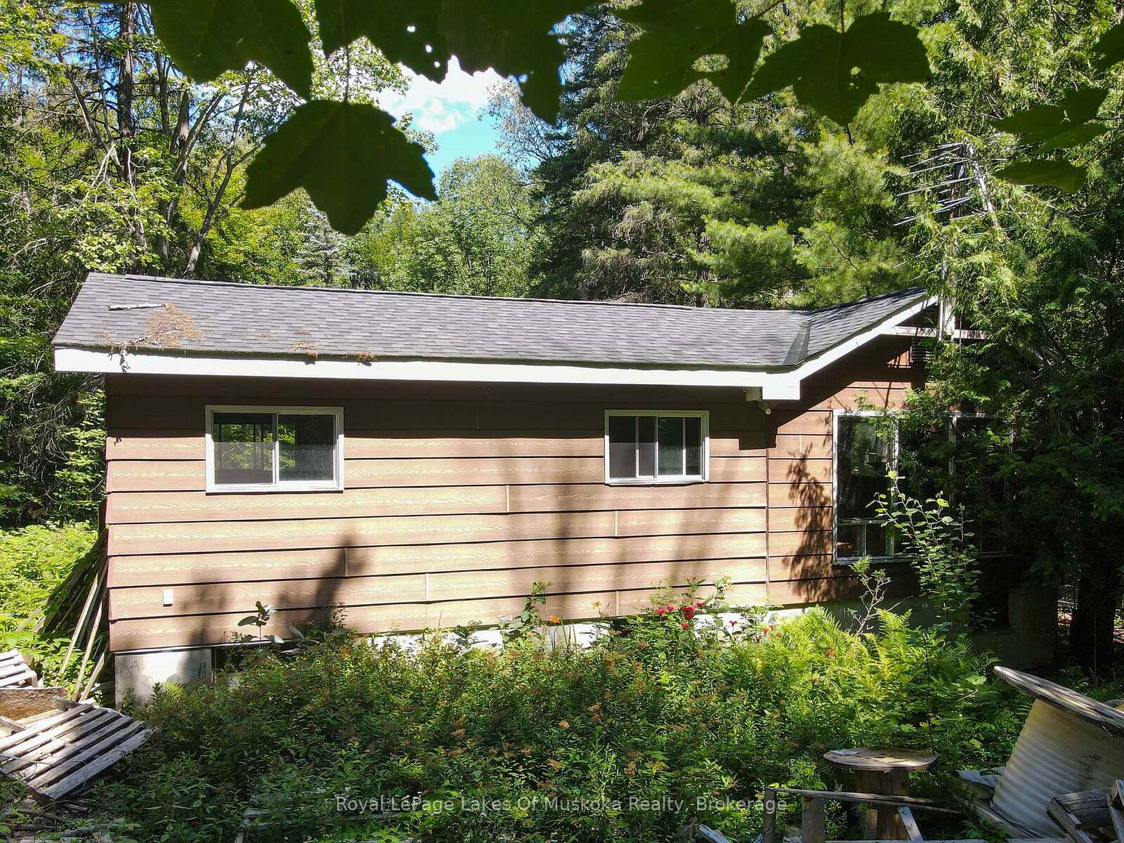 Property Photo:  182 Old School House Road  ON P1H 2J4 
