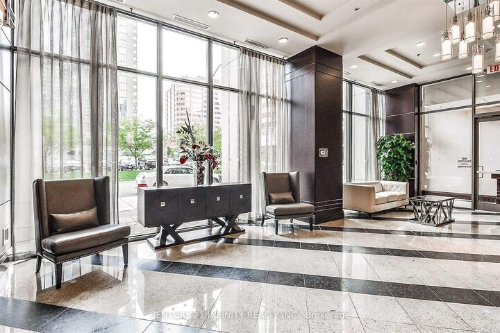 Property Photo:  208 Enfield Place 3002  ON L5B 0G8 
