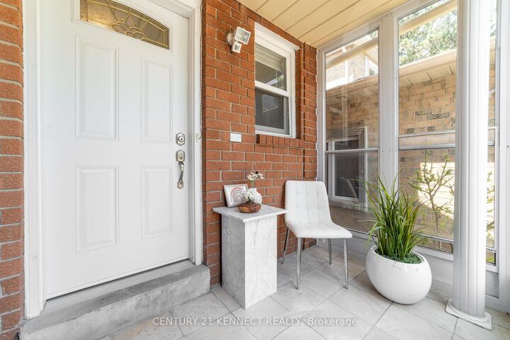 Property Photo: 470 Brownridge Drive ON L4J 5Z9