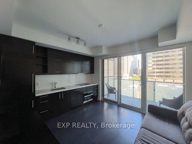 Property Photo:  65 St. Mary Street 610  ON M5S 0A6 