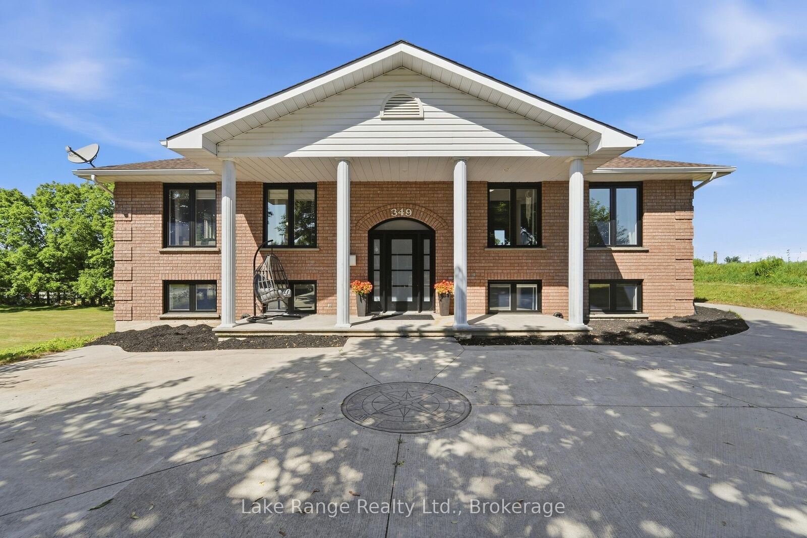 Property Photo: 349 South Delhi Street ON N0G 2H0